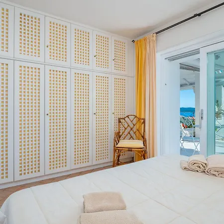 Feriehus Bella Vista Marinella 1 *