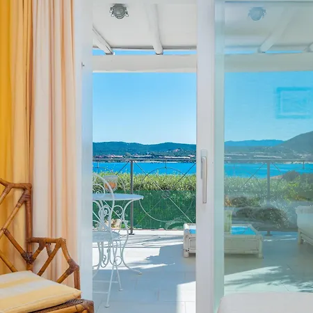 Bella Vista Marinella 1 بيت للعطل أولبيا